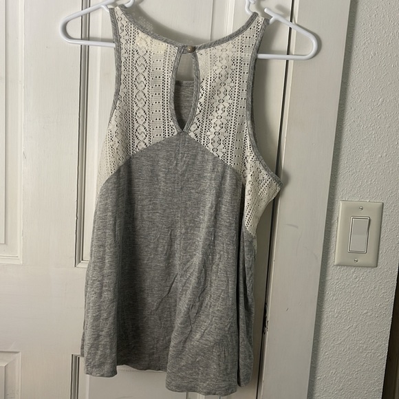 Threads Studio Tank Top - Picture 2 of 2